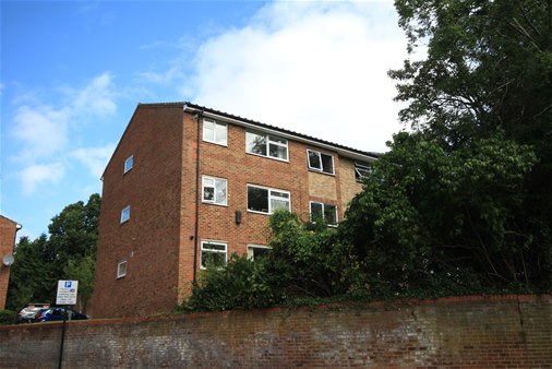 Crabtree Lane, Harpenden, AL5 5UG